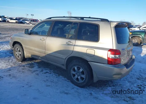 2005 Toyota Highlander V6 from USA, damaged, VIN JTEEP21AX50099854